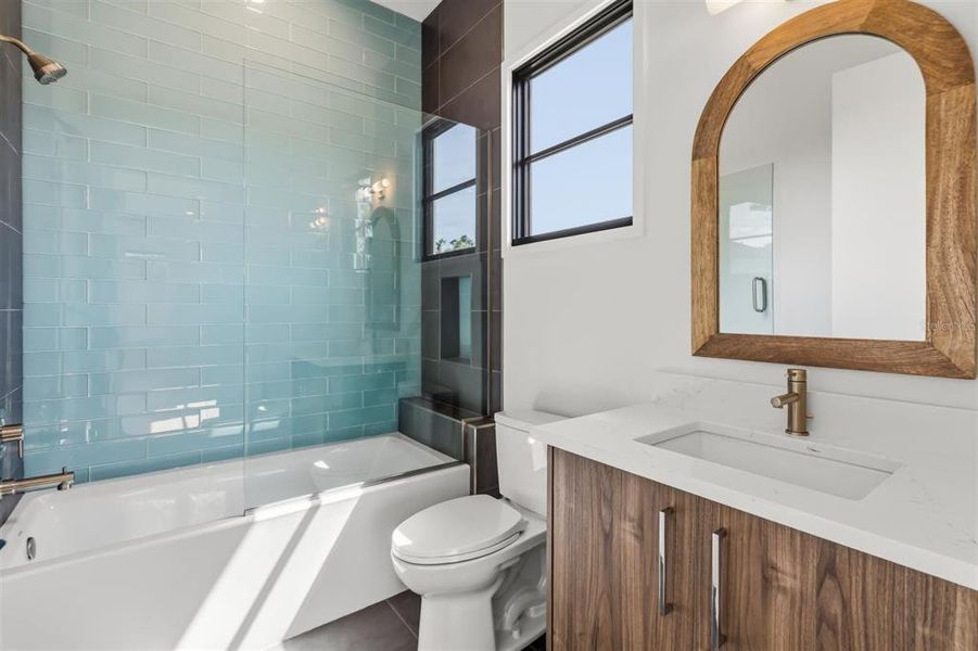 Furnished interior view inside a new home in , Winter Park (Image 15).