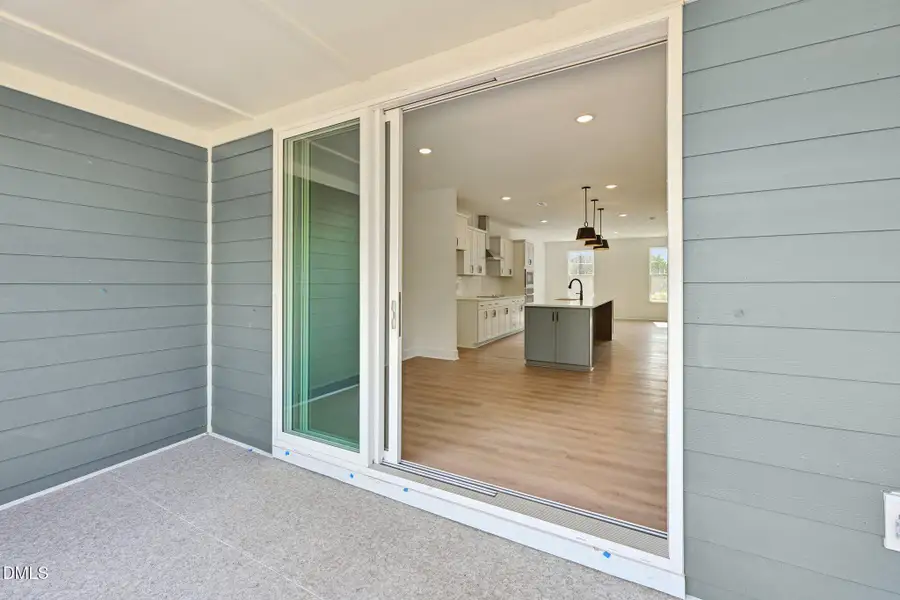 47-web-or-mls-Dunzo Dr-S1203-047