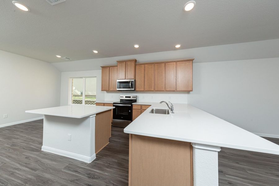 Furnished interior view inside a new home in Lake Conroe Area Homes, Montgomery (Image 6).