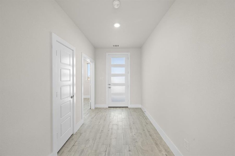 2340 Oak Knoll- Entry-1