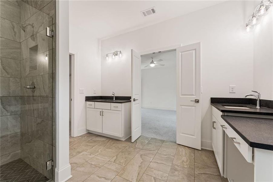 Furnished interior view inside a new home in , Dallas (Image 9).