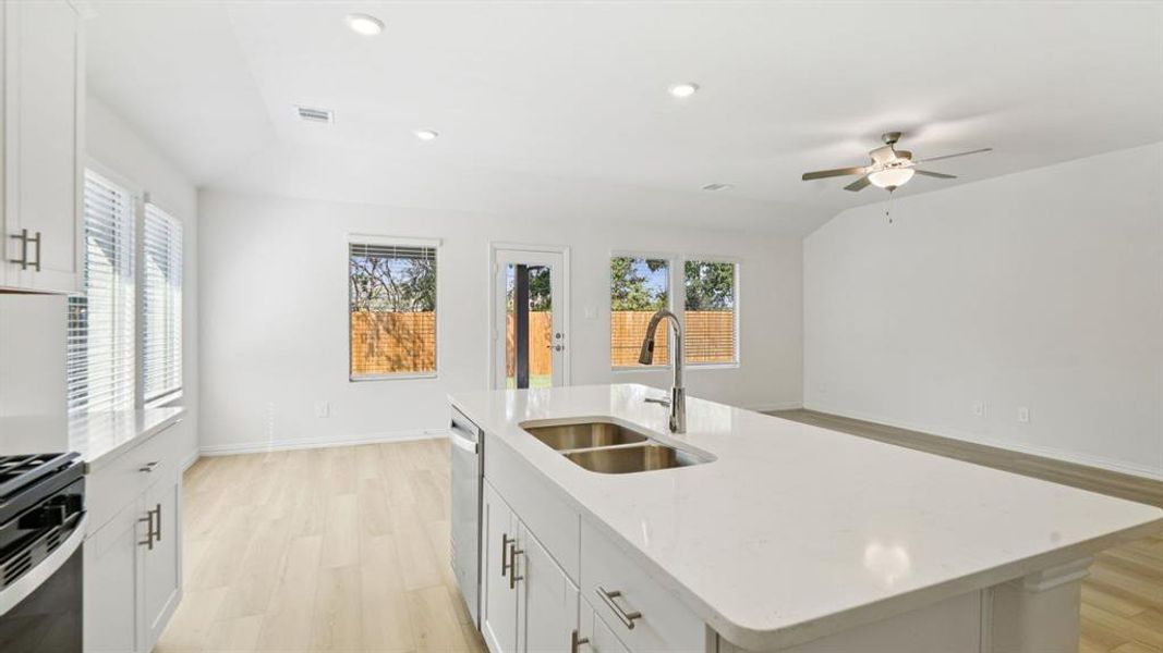 Photo is not of the actual home, but is an inspirational photo of builder’s model home and may depict options, furnishings, and/or decorator features that are not included. Photo is not of the actual home, but is an inspirational photo of builder’s model home and may depict options, furnishings, and/or decorator features that are not included.