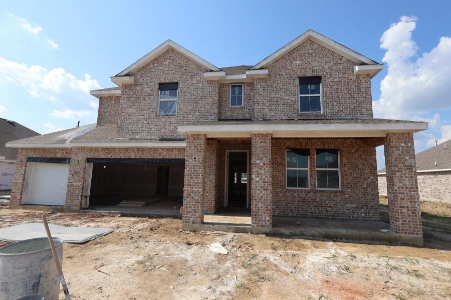 Two-story home with 4 beds, 4 baths and 3 car garage Two-story home with 4 beds, 4 baths and 3 car garage