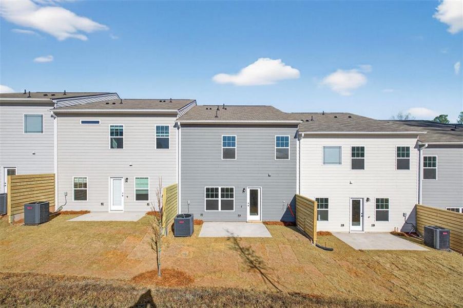Exterior details and patio area of a home in Jameson Towns, Villa Rica (Image 3).
