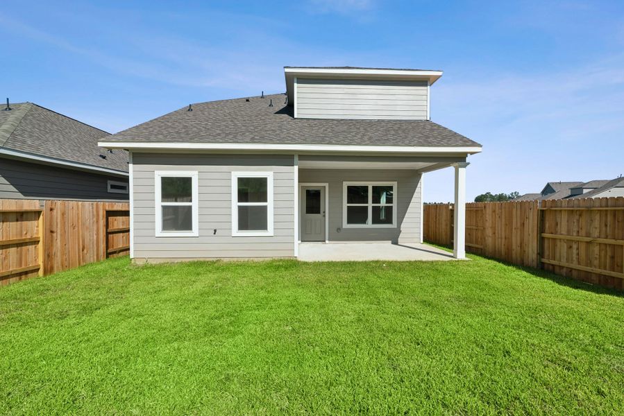 The Sparrow II- Rear Yard The Sparrow II- Rear Yard