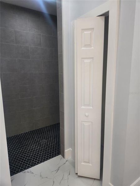 Close-up of interior finishes inside a home in , Port Charlotte (Image 38).