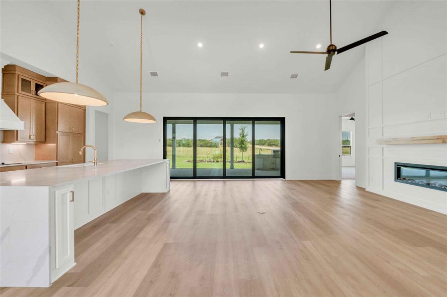 Spacious, unfurnished interior of a new home in Daniels Mountain, Georgetown (Image 15).