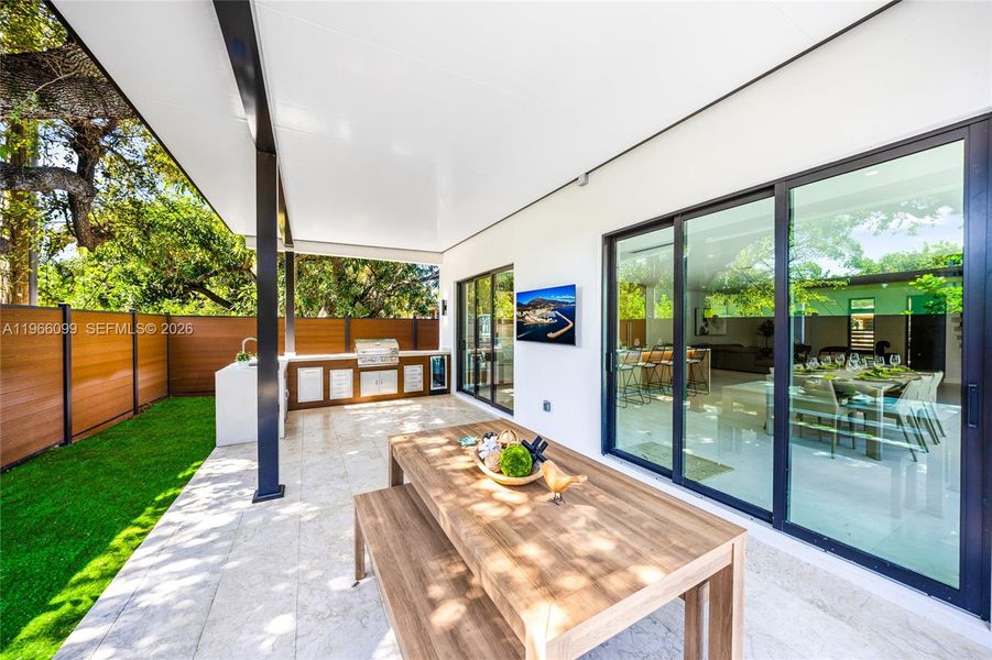 Exterior details and patio area of a home in , Miami (Image 35).