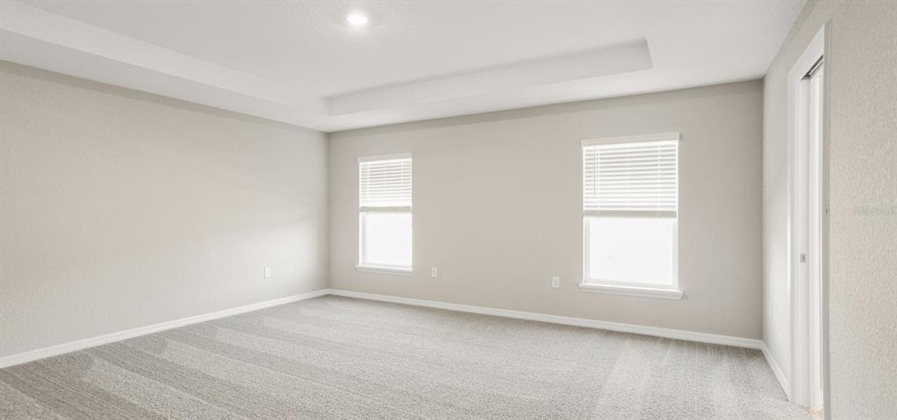 Spacious, unfurnished interior of a new home in Bennah Oaks, Belleview (Image 16).