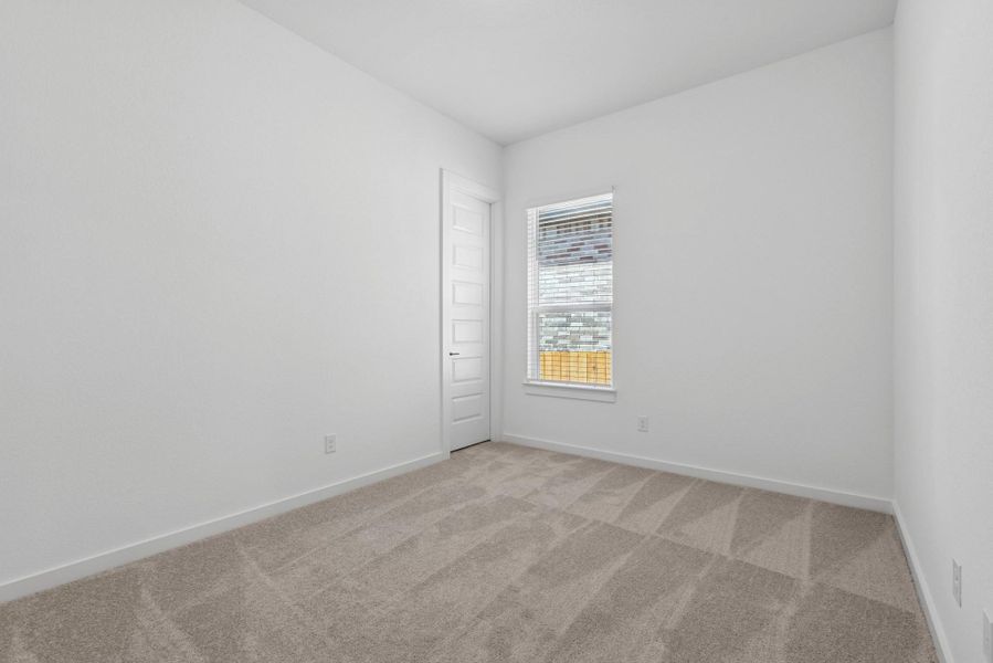 Spacious, unfurnished interior of a new home in Heritage, Dripping Springs (Image 31). Spacious, unfurnished interior of a new home in Heritage, Dripping Springs (Image 31).