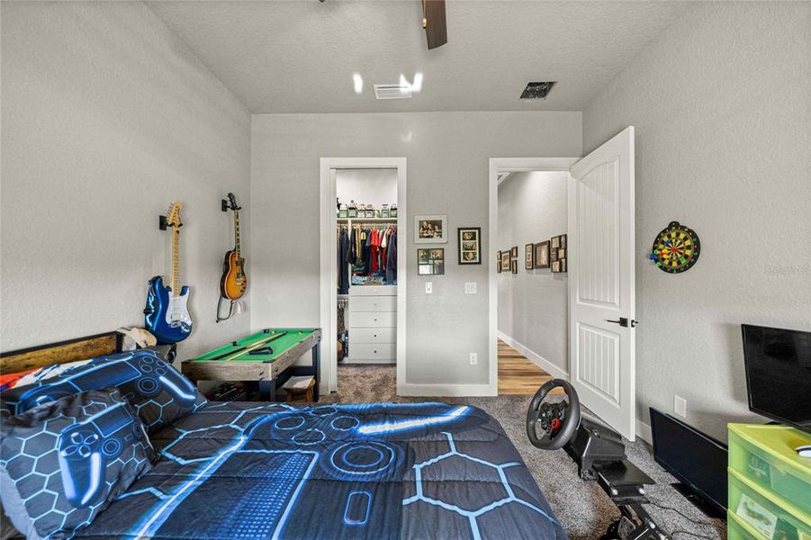 Furnished interior view inside a new home in , Belleview (Image 45).