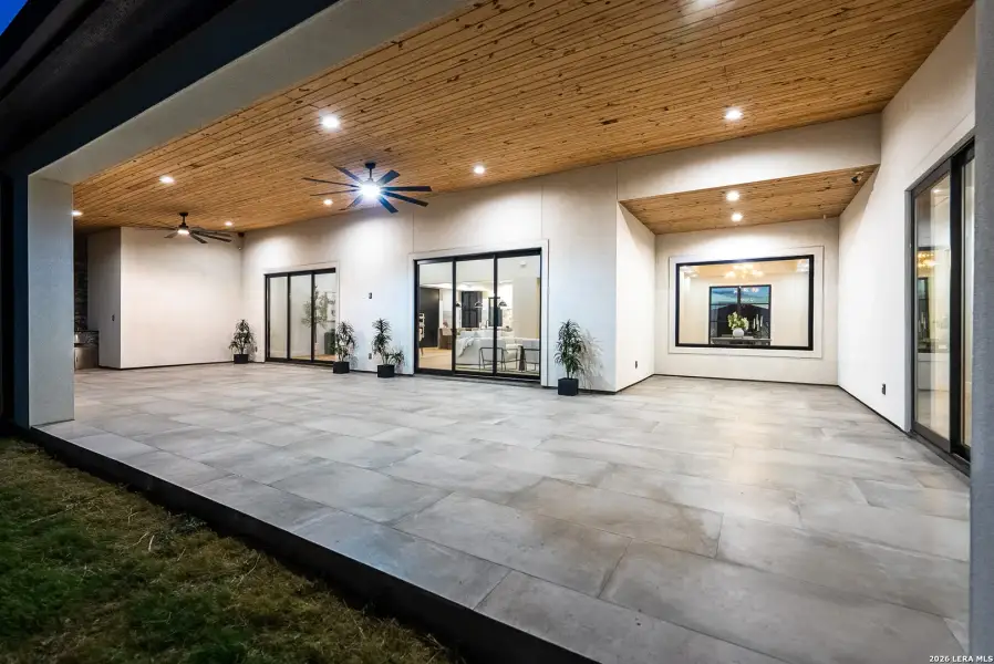 Exterior details and patio area of a home in , San Antonio (Image 40).