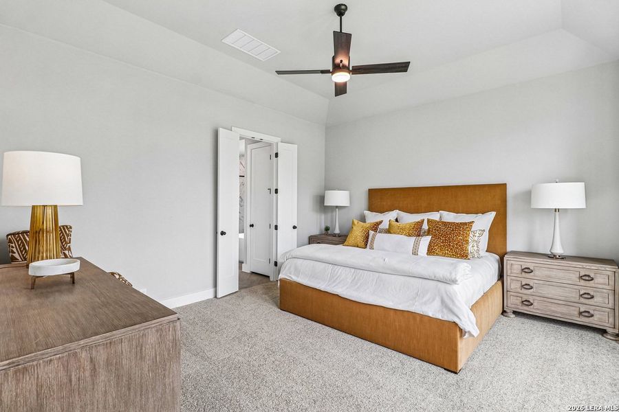 Furnished interior view inside a new home in Homestead, Schertz (Image 28).