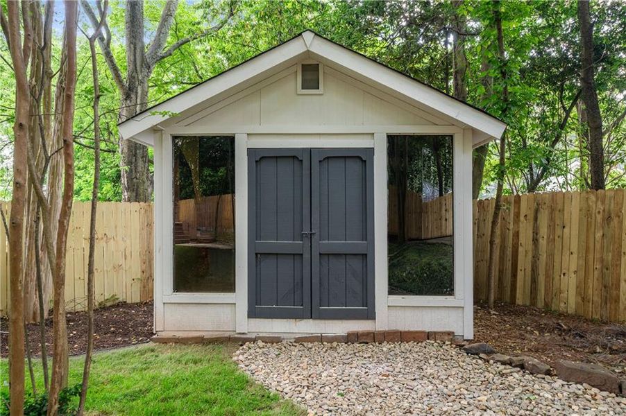 Exterior details and patio area of a home in , Atlanta (Image 33).