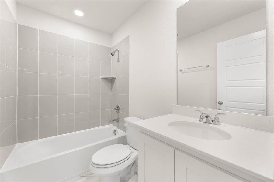 3005 Tall Pine-Bathroom-1