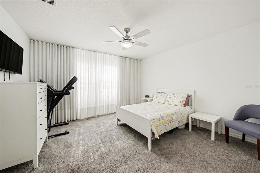 Furnished interior view inside a new home in , Wesley Chapel (Image 9).