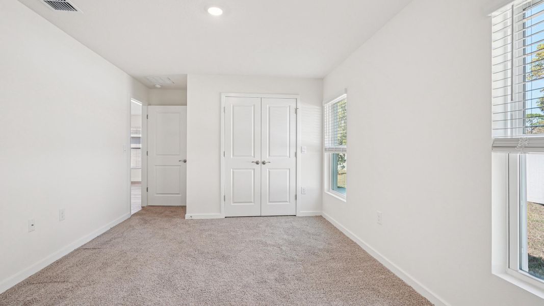 Representative unfurnished interior of a home built from the Dundee by D.R. Horton in Somerset Bay, Spring Hill (Image 22). Representative unfurnished interior of a home built from the Dundee by D.R. Horton in Somerset Bay, Spring Hill (Image 22).