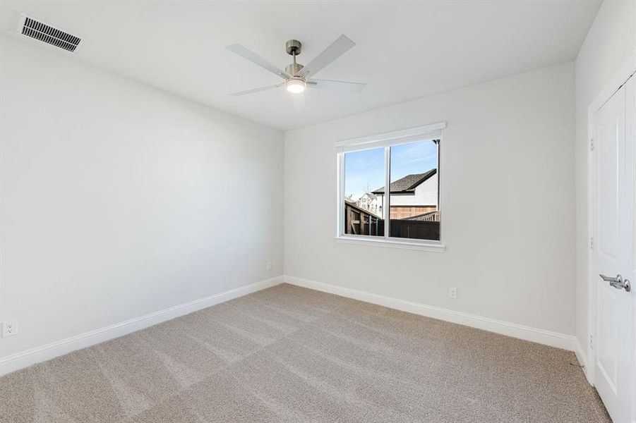 Spacious, unfurnished interior of a new home in Terracina, Rockwall (Image 26). Spacious, unfurnished interior of a new home in Terracina, Rockwall (Image 26).
