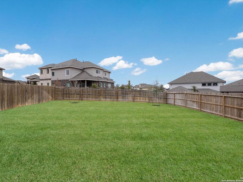 Exterior details and patio area of a home in Bricewood, San Antonio (Image 3).