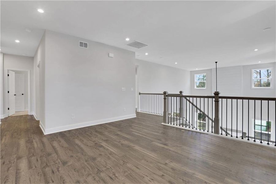 Spacious, unfurnished interior of a new home in Hillside Manor, Powder Springs (Image 24).