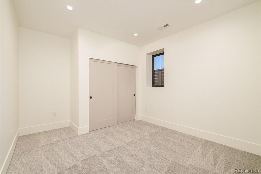 Spacious, unfurnished interior of a new home in , Denver (Image 26).
