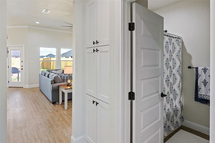 Furnished interior view inside a new home in , Abilene (Image 19).