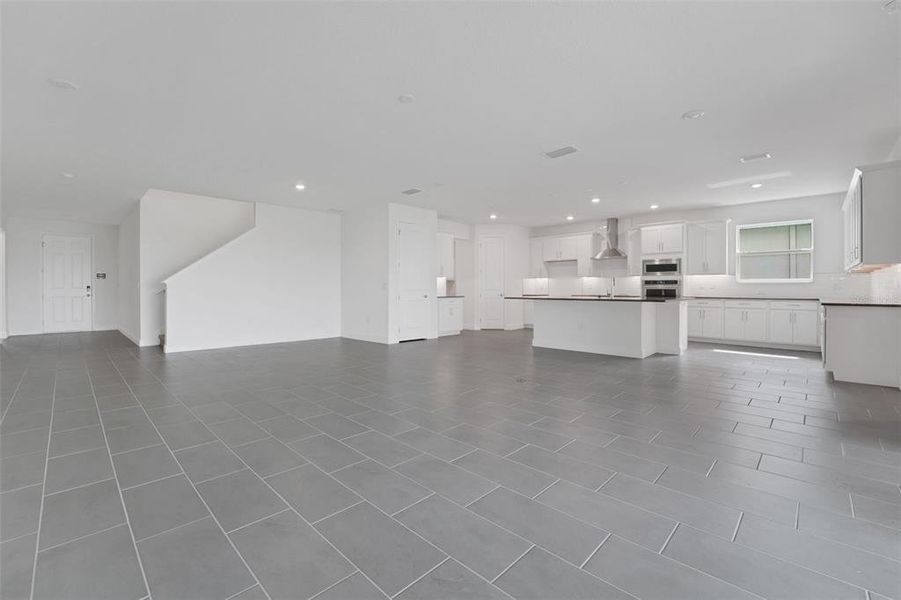 Spacious, unfurnished interior of a new home in Seaire, Parrish (Image 26). Spacious, unfurnished interior of a new home in Seaire, Parrish (Image 26).