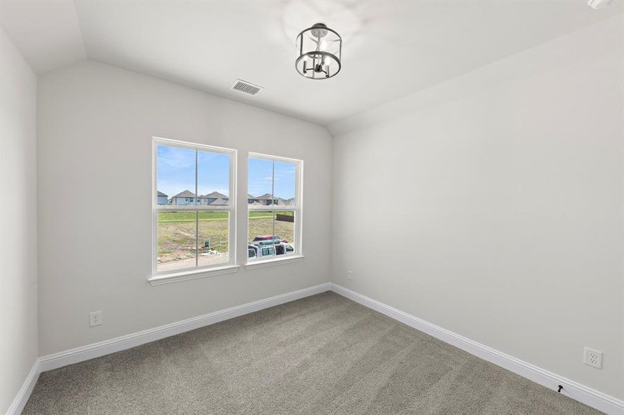 26. 2453 Wheatfield - Bed 4