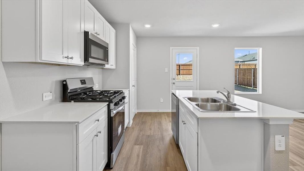 Furnished interior view inside a new home in Hickory Grove, Denton (Image 5).