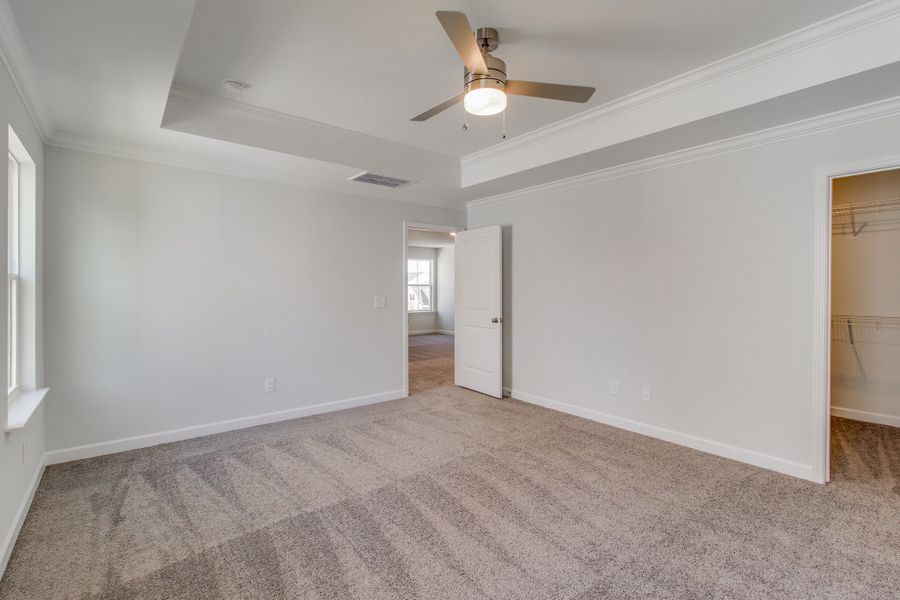 Spacious, unfurnished interior of a new home in Pebble Branch, Chapin (Image 33). Spacious, unfurnished interior of a new home in Pebble Branch, Chapin (Image 33).