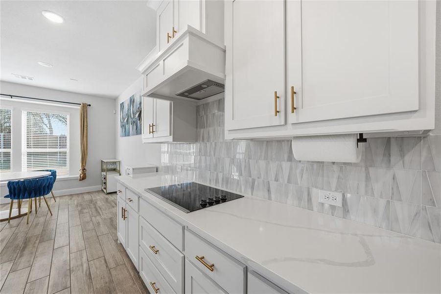 Furnished interior view inside a new home in , Midlothian (Image 34).