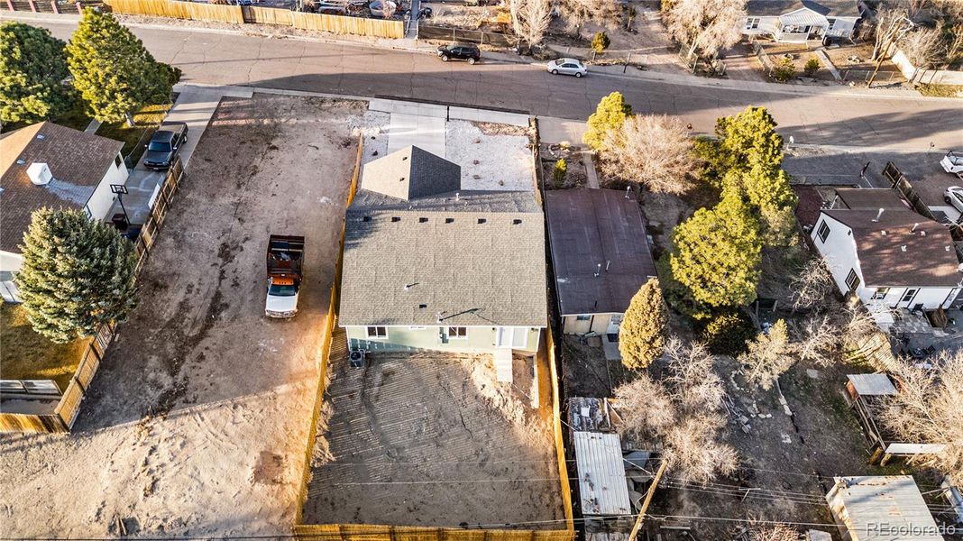 Image 38 of a home in .