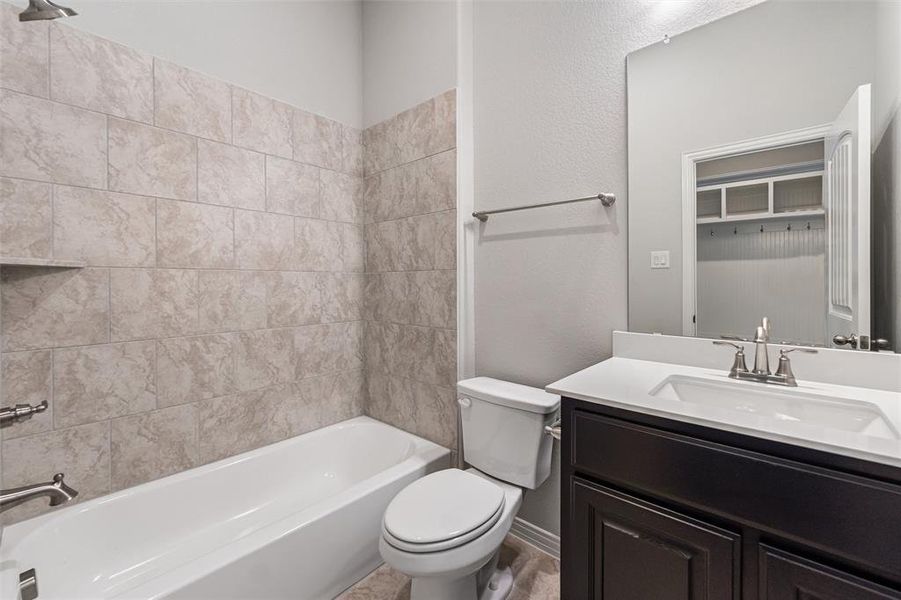 Furnished interior view inside a new home in Oak Grove Addition, Springtown (Image 10). Furnished interior view inside a new home in Oak Grove Addition, Springtown (Image 10).