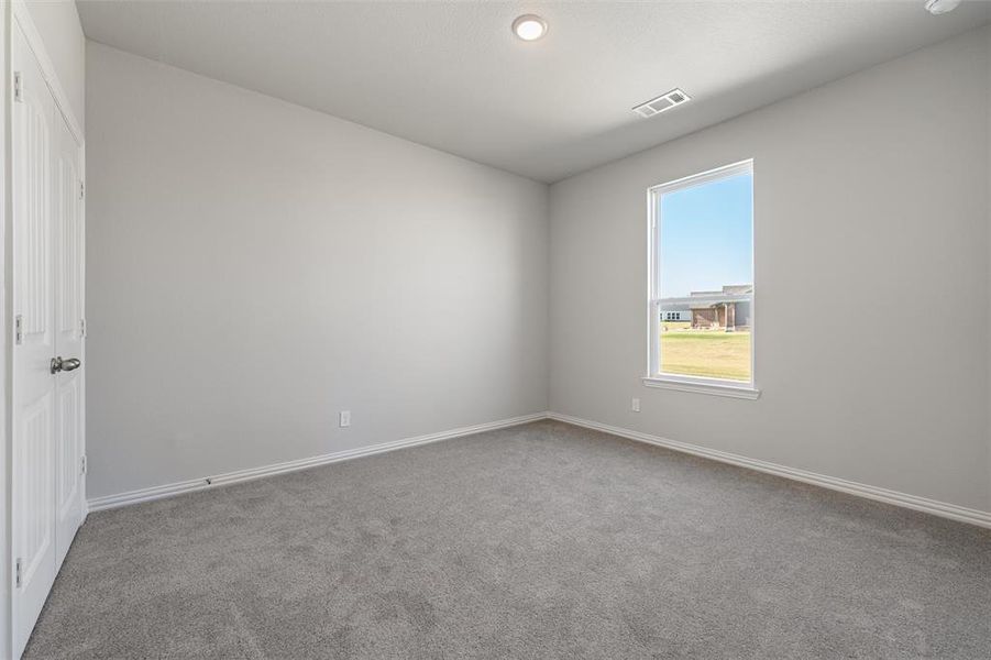 Spacious, unfurnished interior of a new home in Hillcrest Meadows North, Decatur (Image 34).