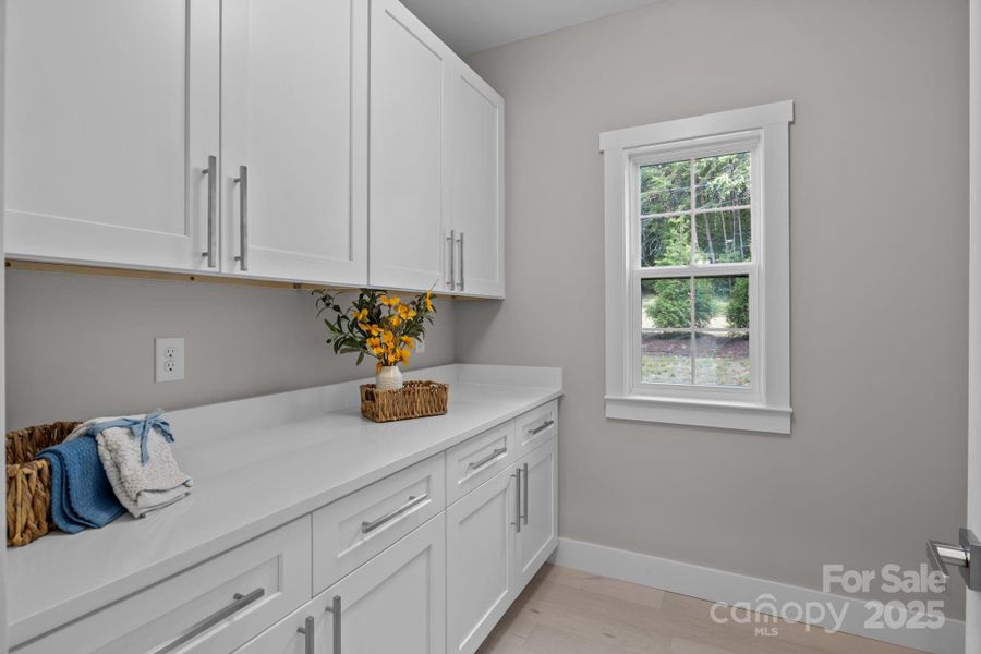 Furnished interior view inside a new home in , Catawba (Image 9).