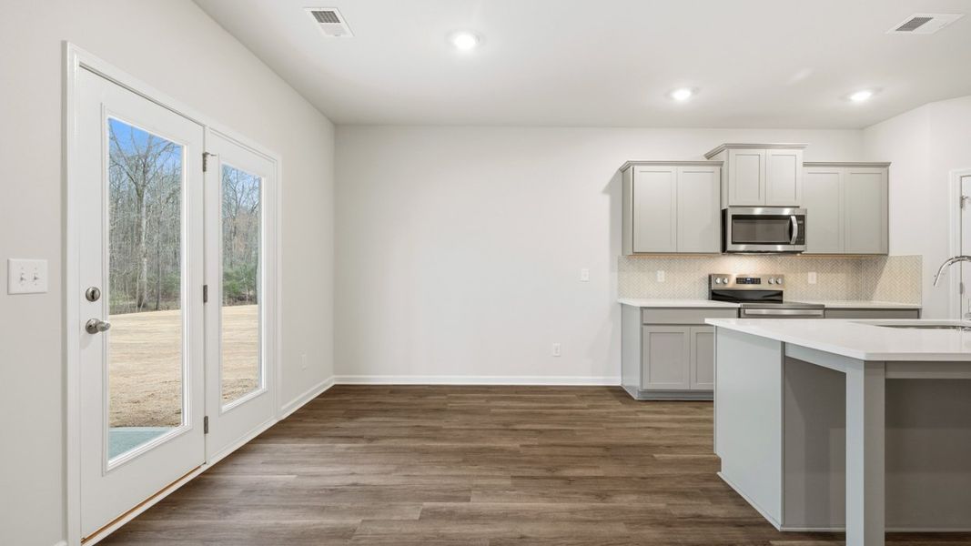 Image 32 representing the Hayden by D.R. Horton in Jackson Landing, Jefferson, GA.