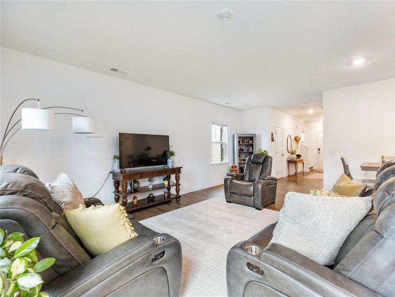 Furnished interior view inside a new home in Creekside at Farmers Crossing, Ball Ground (Image 6). Furnished interior view inside a new home in Creekside at Farmers Crossing, Ball Ground (Image 6).