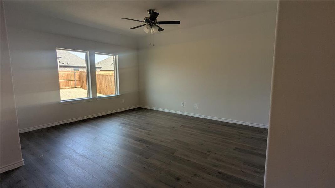 Spacious, unfurnished interior of a new home in Trailstone, Caddo Mills (Image 11).