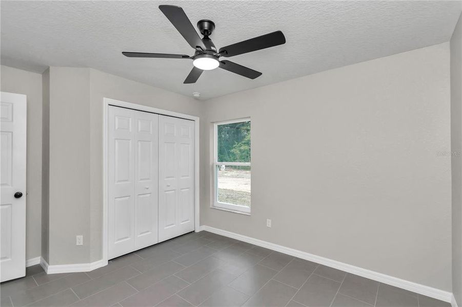 Spacious, unfurnished interior of a new home in , Ocala (Image 34).