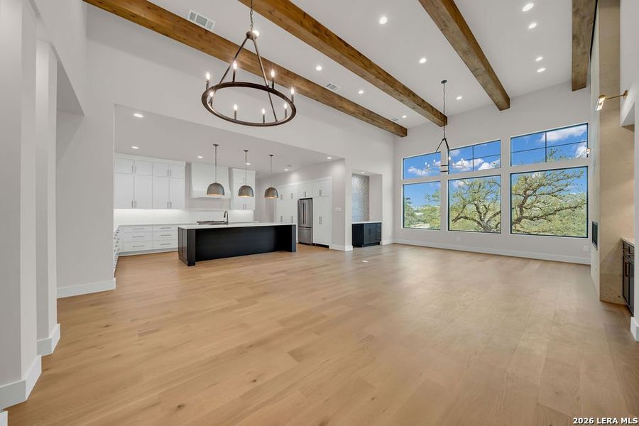 Spacious, unfurnished interior of a new home in , San Antonio (Image 25).