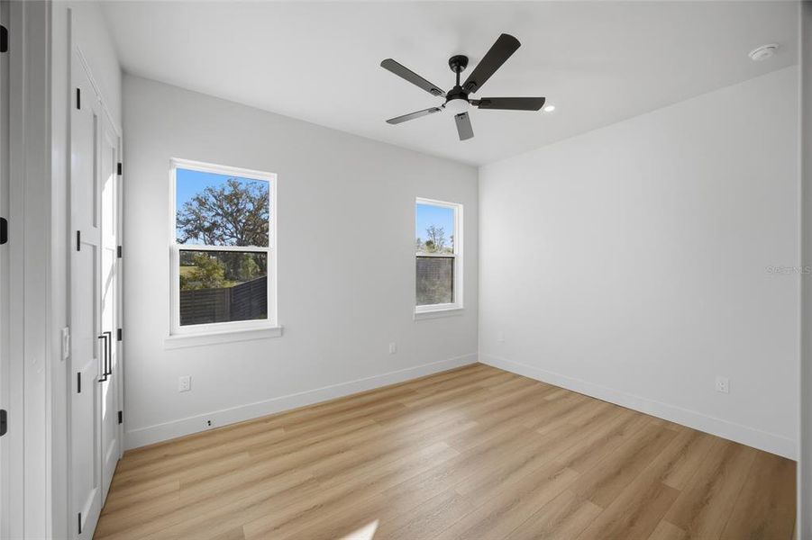 Spacious, unfurnished interior of a new home in , Plant City (Image 57).