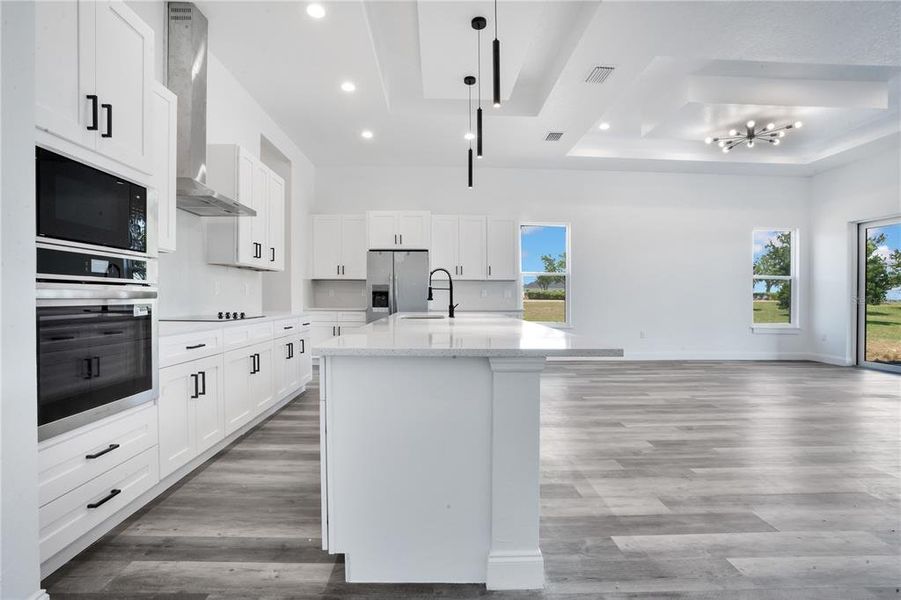 Furnished interior view inside a new home in , Lake Alfred (Image 6).