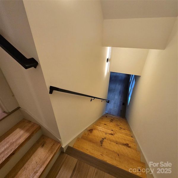 stairway to lower level stairway to lower level