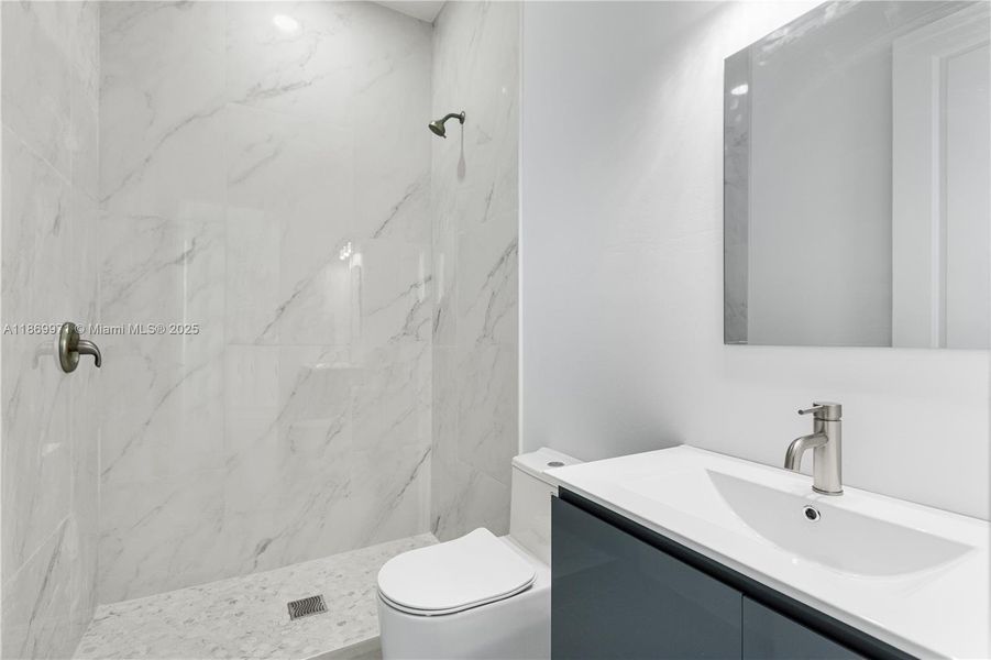 Image 24 of a home in .