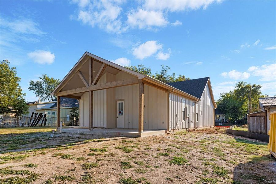 Image 11 of a home in . Image 11 of a home in .