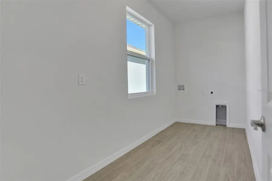 Spacious, unfurnished interior of a new home in Waterlin, St. Cloud (Image 21). Spacious, unfurnished interior of a new home in Waterlin, St. Cloud (Image 21).