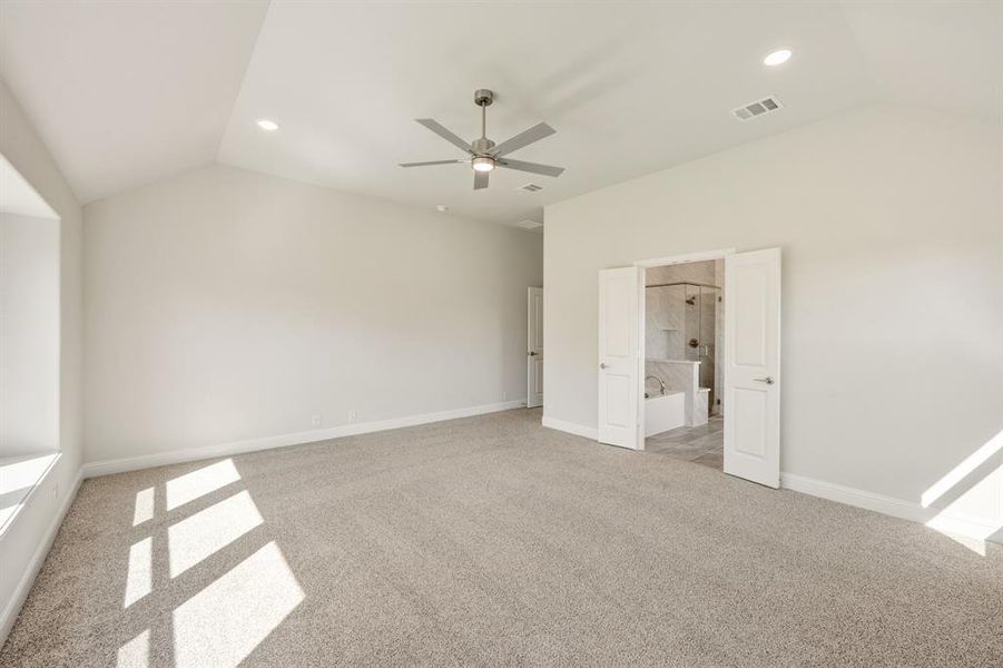 Spacious, unfurnished interior of a new home in Hampton Park, Glenn Heights (Image 30). Spacious, unfurnished interior of a new home in Hampton Park, Glenn Heights (Image 30).