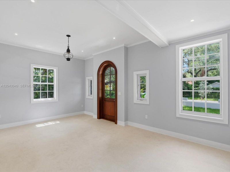 Spacious, unfurnished interior of a new home in , South Miami (Image 19).