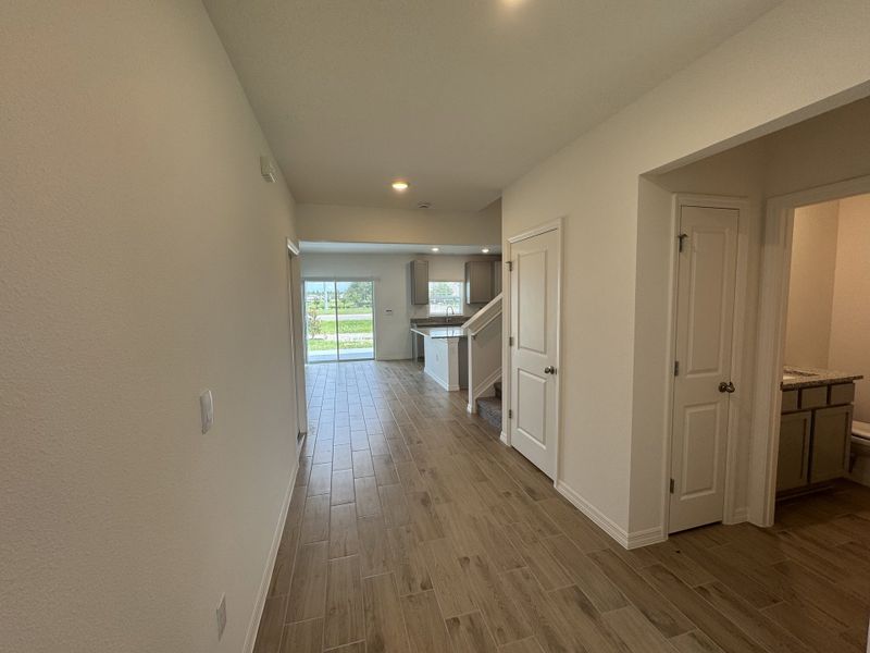Spacious, unfurnished interior of a new home in Poinciana, Poinciana (Image 13).