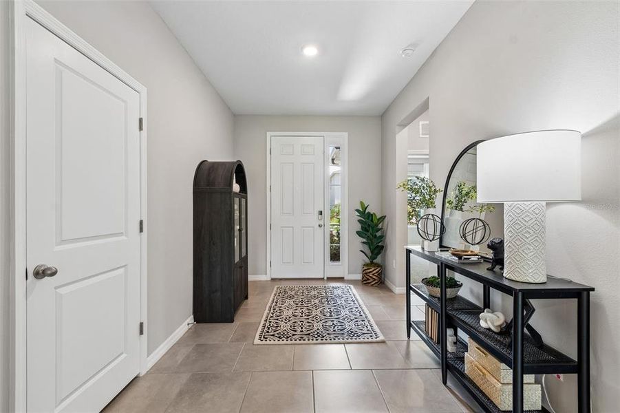 Furnished interior view inside a new home in Deerbrook, Land O' Lakes (Image 39).
